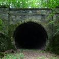 Kamenný portál tunelu z Tatenické strany